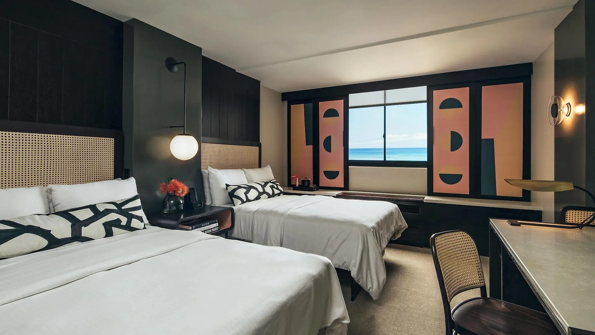 Hotel Renew Honolulu
