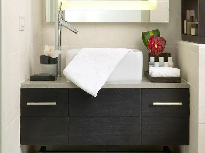 Hotel Renew Honolulu 3*,