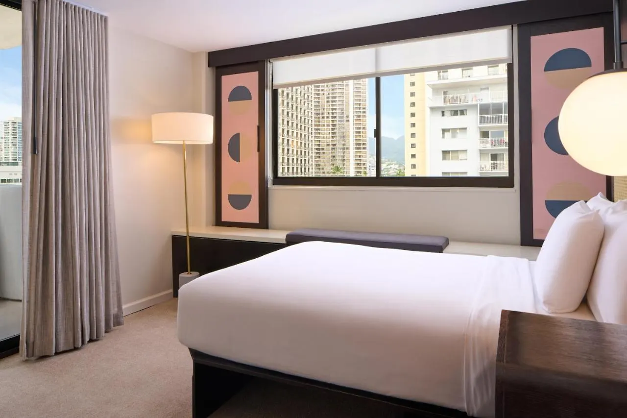 Hotel Renew Honolulu