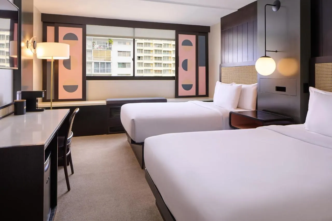 Hotel Renew Honolulu